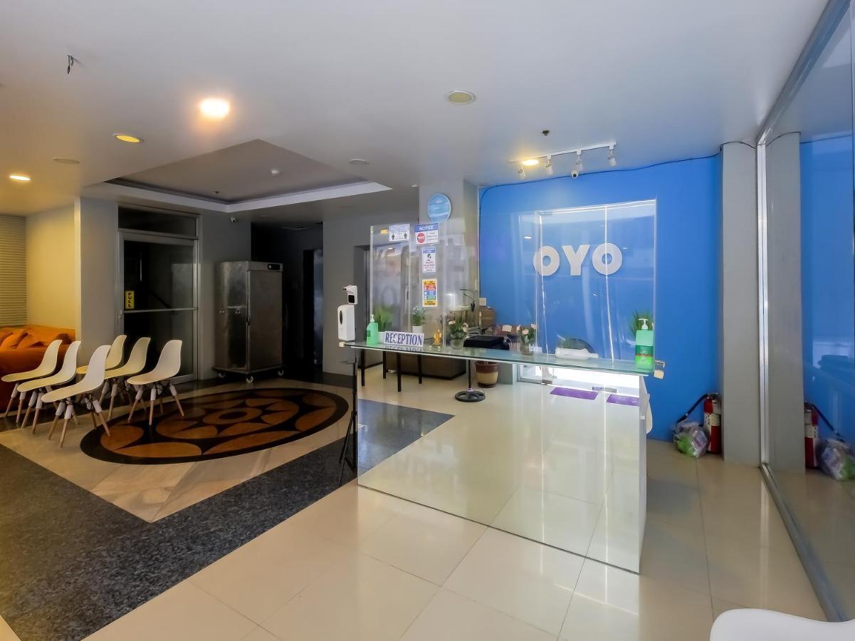 Vaccinated Staff - Oyo 837 Kysabel Hotel Paco Zewnętrze zdjęcie